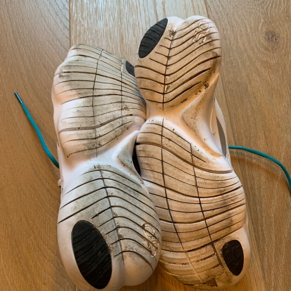 Nike Free 8.5 - Picture 6 of 6